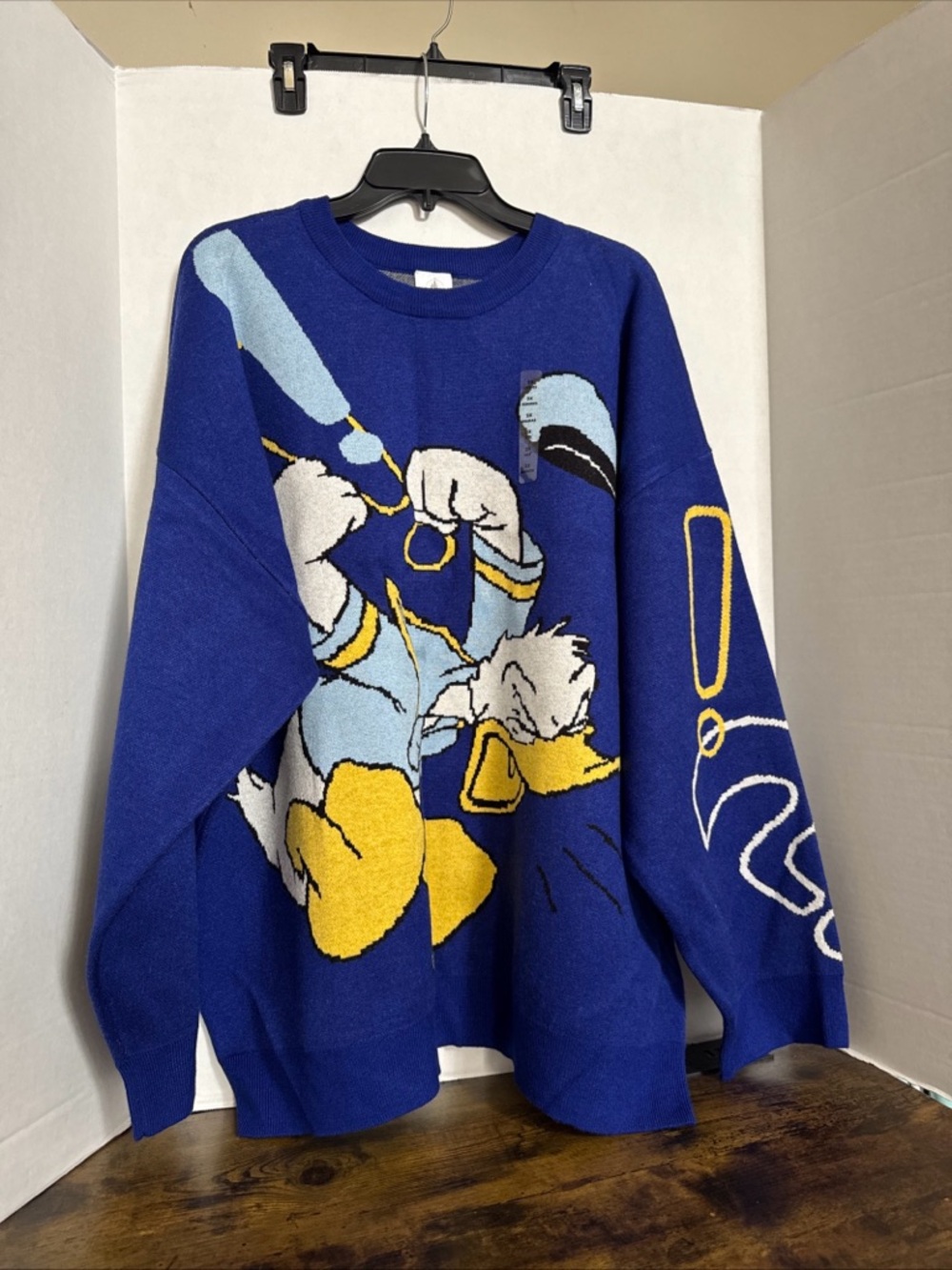 Disney Donald Duck Pullover Knit Sweater for Adults Size 2XL Brand New With Tags